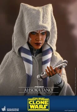 Ahsoka Tano - Star Wars The Clone Wars Hot Toys Collectibles 1/6 Scale Action Figure -Hasbro Store ahsoka tano star wars gallery 5f4696698451c