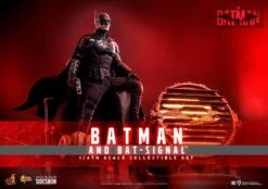 *PRE-ORDER Batman - The Batman DELUXE And Bat-Signal Hot Toys Collectibles 1/6 Scale Action Figure -Hasbro Store batman and bat signal dc comics gallery 622253a207f6d