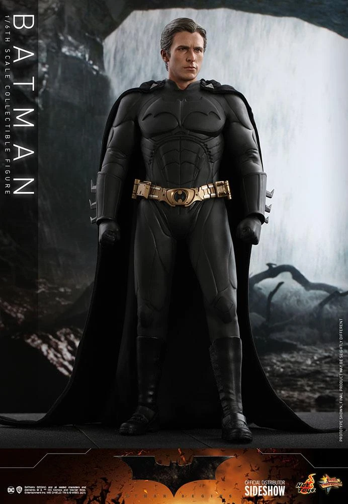 Batman - Batman Begins Hot Toys Collectibles 1/6 Scale Action Figure 8 Batman - Batman Begins Hot Toys Collectibles 1/6 Scale Action Figure - Image 6