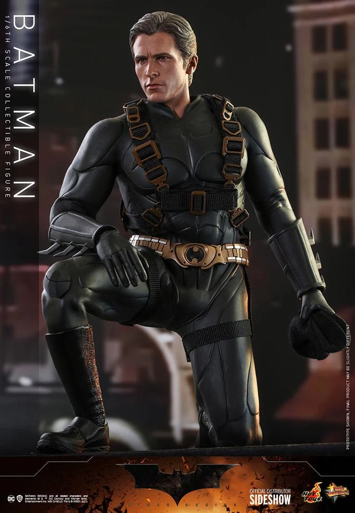 Batman - Batman Begins Hot Toys Collectibles 1/6 Scale Action Figure 9 Batman - Batman Begins Hot Toys Collectibles 1/6 Scale Action Figure - Image 7