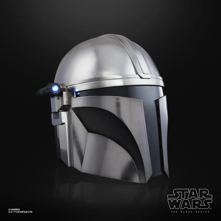 Hasbro Star Wars The Black Series Mandalorian Premium Electronic Helmet 5 Hasbro Star Wars The Black Series Mandalorian Premium Electronic Helmet - Image 3
