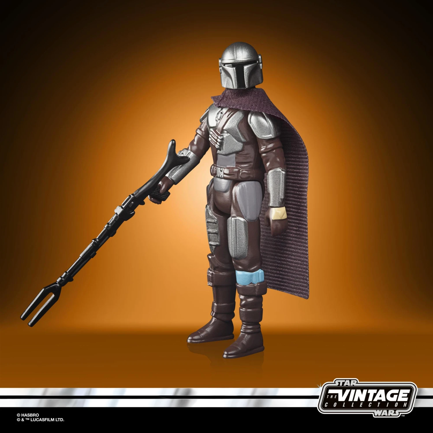 Hasbro Star Wars Retro Action Figure Wave 4 - Mandalorian (Beskar) 7 Hasbro Star Wars Retro Action Figure Wave 4 - Mandalorian (Beskar) - Image 5