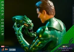 *PRE-ORDER Green Goblin - Spiderman No Way Home Marvel Hot Toys Collectibles 1/6 Scale Action Figure 11 *PRE-ORDER Green Goblin - Spiderman No Way Home Marvel Hot Toys Collectibles 1/6 Scale Action Figure -Hasbro Store green goblin marvel gallery 61eeea0812452