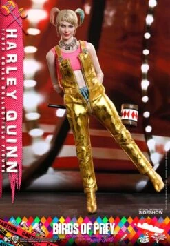Harley Quinn - DC Birds Of Prey Hot Toys Collectibles 1/6 Scale Action Figure -Hasbro Store harley quinn dc comics gallery 5e3c58e0d385a