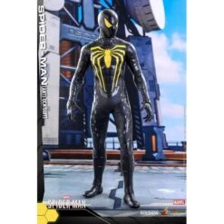 Spider-Man Anti-Ock Suit - Marvel Hot Toys Collectibles 1/6 Scale Action Figure -Hasbro Store ht907092 4 800x800 800x800 1