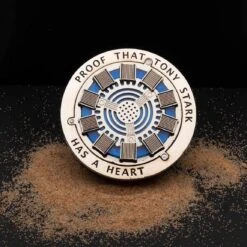 Marvel Infinity Saga - Iron Man Arc Reactor Magnetic Full Size Replica Pin Set - Star Action Figure UK Exclusive -Hasbro Store iron man arc reactor magnetic replica pin set 4