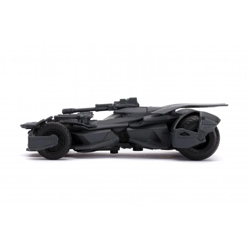 Jada Toys Justice League - Batmobile With Batman Figure Hollywood Rides 1:32 Scale Die Cast Vehicle 5 Jada Toys Justice League - Batmobile With Batman Figure Hollywood Rides 1:32 Scale Die Cast Vehicle - Image 3