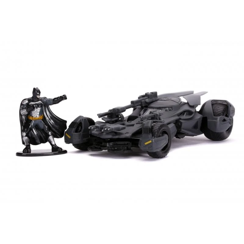 Jada Toys Justice League - Batmobile With Batman Figure Hollywood Rides 1:32 Scale Die Cast Vehicle 4 Jada Toys Justice League - Batmobile With Batman Figure Hollywood Rides 1:32 Scale Die Cast Vehicle - Image 2