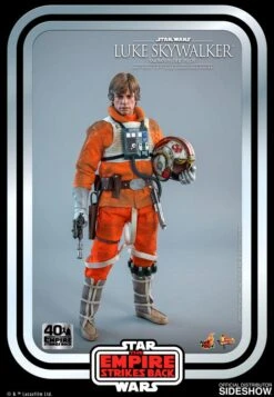 Luke Skywalker (Snowspeeder Pilot) - Star Wars Hot Toys Collectibles 1/6 Scale Action Figure -Hasbro Store luke skywalker snowspeeder pilot star wars gallery 5f36d926e18aa