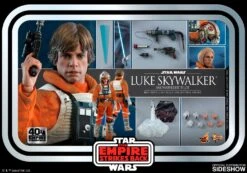 Luke Skywalker (Snowspeeder Pilot) - Star Wars Hot Toys Collectibles 1/6 Scale Action Figure -Hasbro Store luke skywalker snowspeeder pilot star wars gallery 5f36d93e7fde8