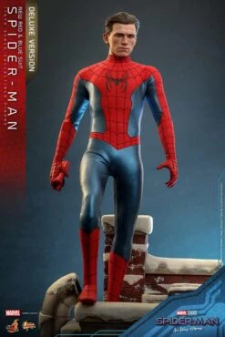 *PRE-ORDER Spider-Man Deluxe - Spider-Man: No Way Home Marvel Hot Toys Collectibles 1/6 Scale Action Figure -Hasbro Store spider man new red and blue suit deluxe version marvel gallery 6 4