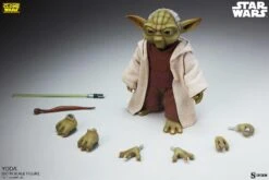 Yoda (Clone Wars) - Star Wars Sideshow Collectibles 1/6 Scale Action Figure 15 Yoda (Clone Wars) - Star Wars Sideshow Collectibles 1/6 Scale Action Figure -Hasbro Store ss100464 6