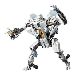 Hasbro Transformers Studio Series 06 Voyager Class: STARSCREAM -Hasbro Store starscream pose